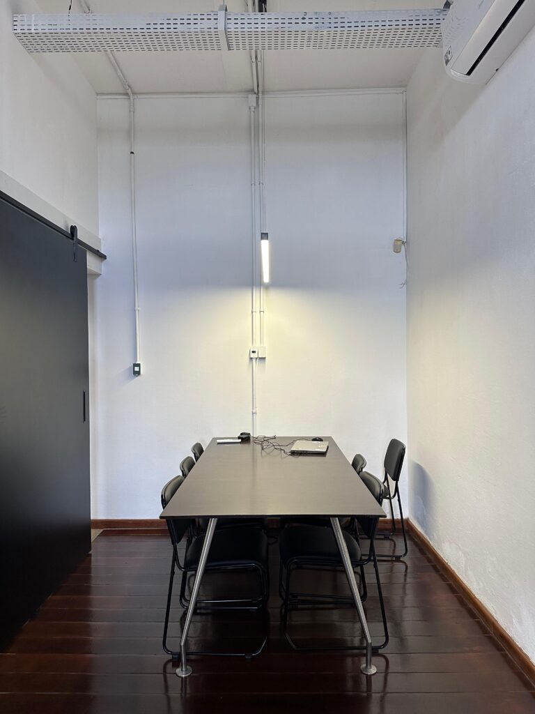 sense-arquitetos-vitoria-es-escritorio-startup-sala-de-reuniao